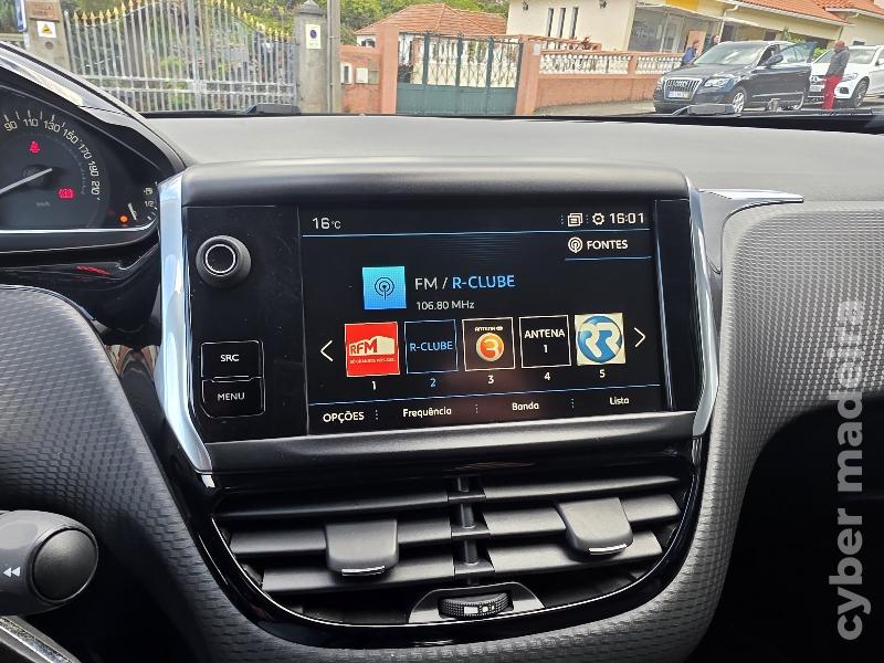 PEUGEOT 2008 1.2 PURETECH ALLURE 130CV Gasolina