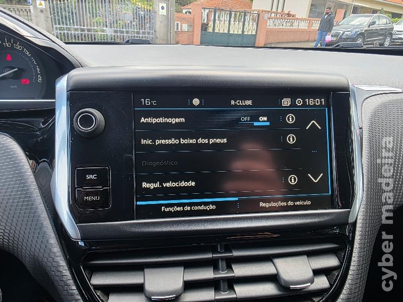 PEUGEOT 2008 1.2 PURETECH ALLURE 130CV Gasolina