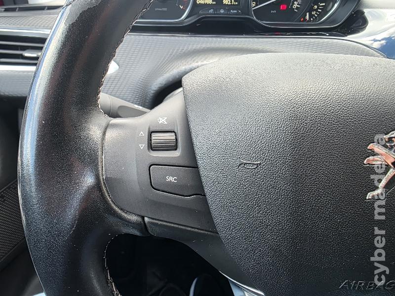 PEUGEOT 2008 1.2 PURETECH ALLURE 130CV Gasolina