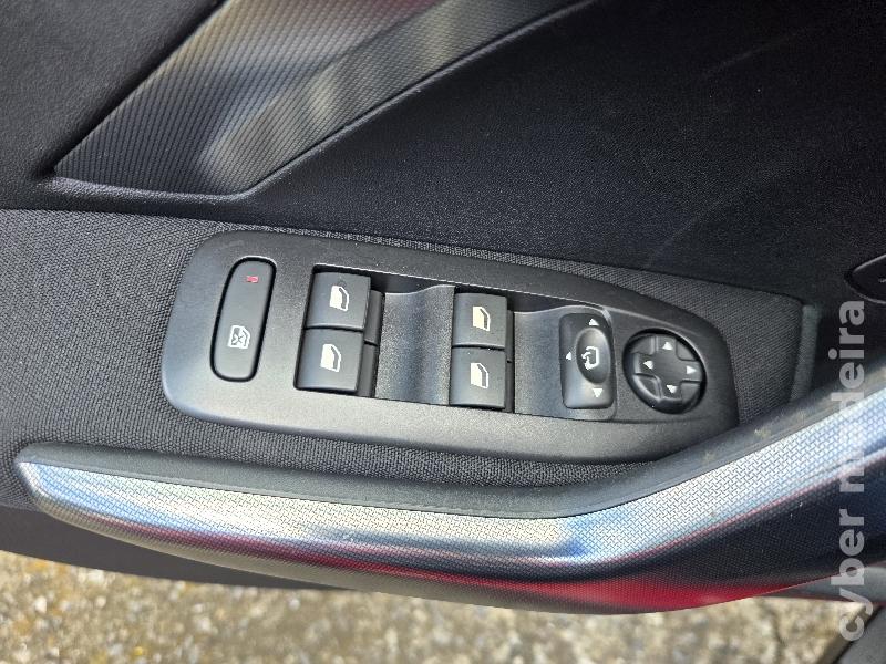 PEUGEOT 2008 1.2 PURETECH ALLURE 130CV Gasolina