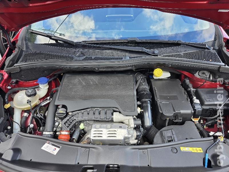 PEUGEOT 2008 1.2 PURETECH ALLURE 130CV Gasolina