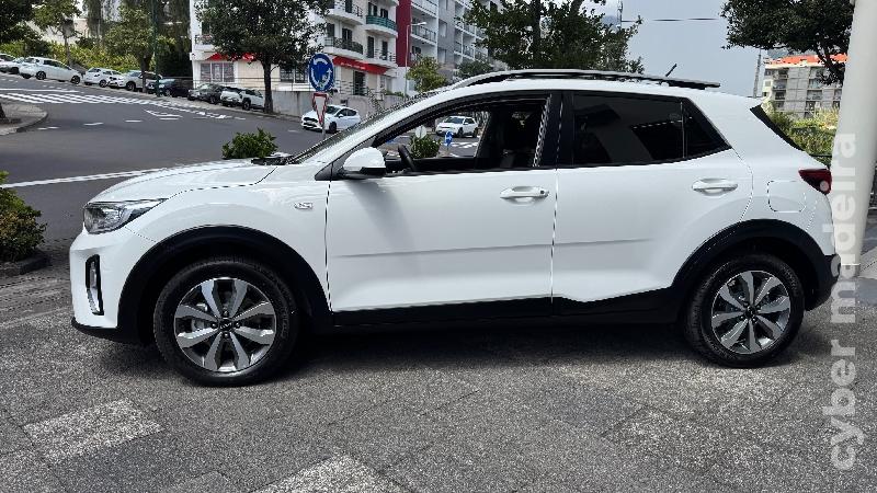 KIA SPORTAGE STONIC 1.2 DYNAMIC Gasolina