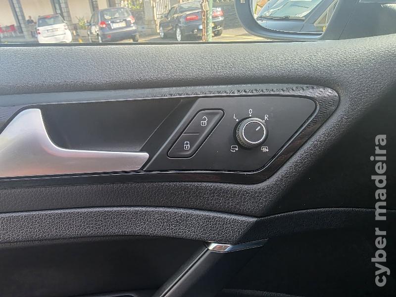 VOLKSWAGEN GOLF VII 2.0TSI R 4MOTION 300CV Gasolina