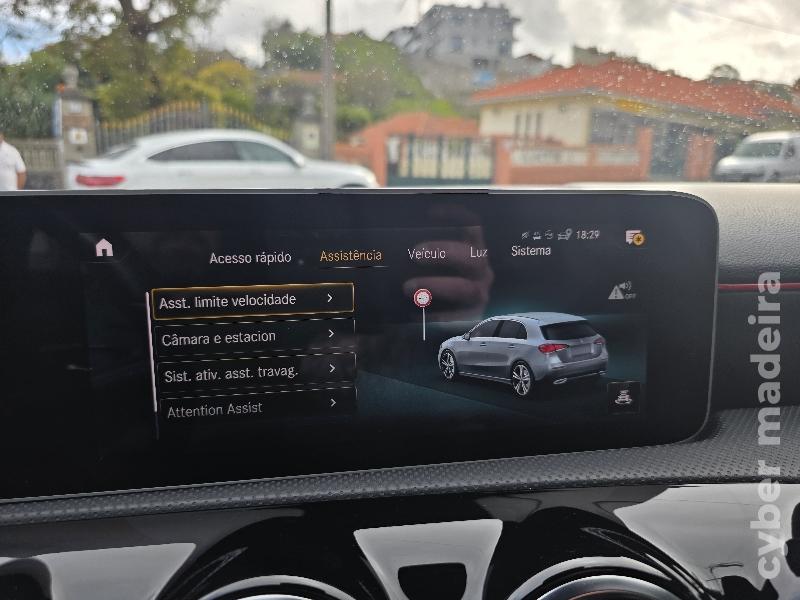 MERCEDES A A180D AMG LINE AUTO C/IVA Gasóleo