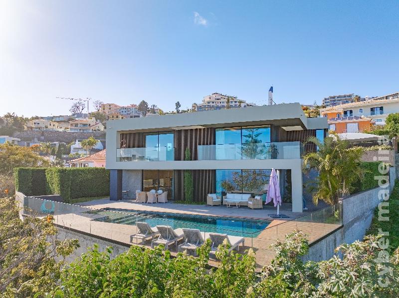 Moradia T4 para Venda