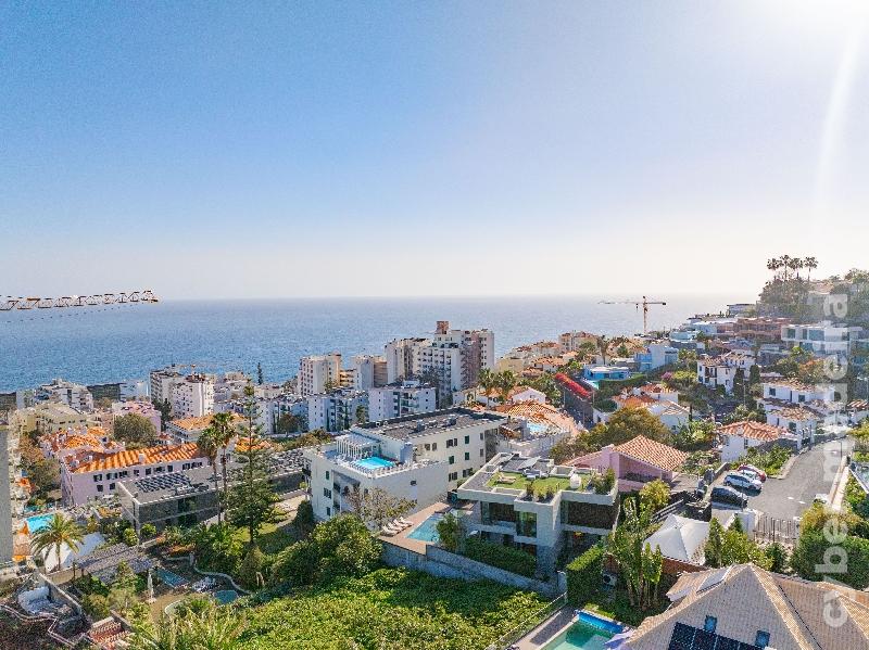 Moradia T4 para Venda