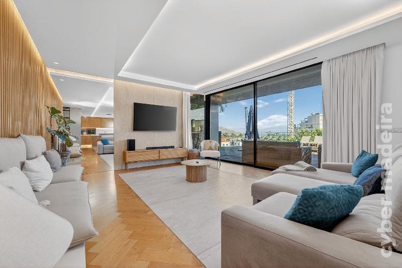 Moradia T4 para Venda