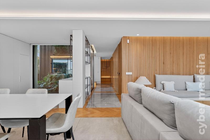 Moradia T4 para Venda