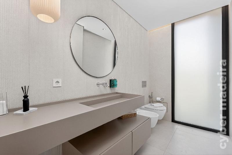 Moradia T4 para Venda