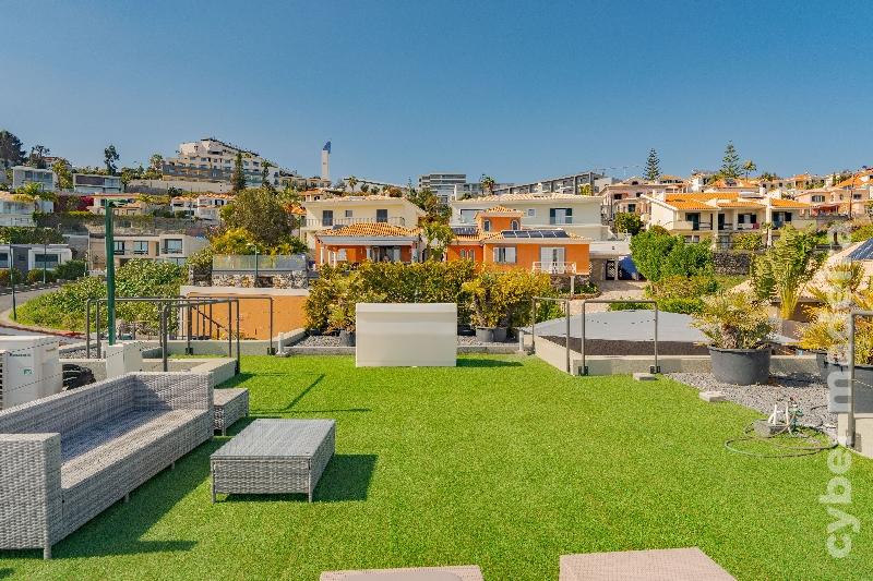 Moradia T4 para Venda