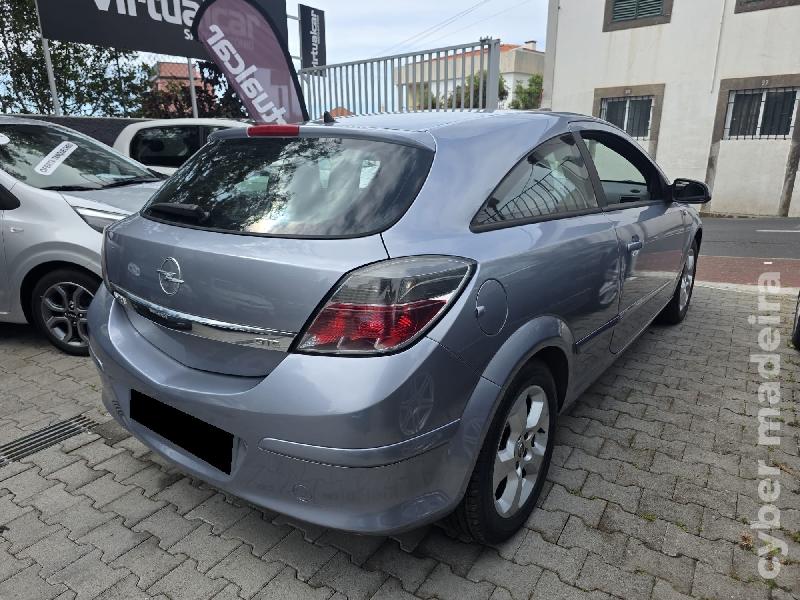 OPEL ASTRA GTC 1.3 CDTI C/GARANTIA Gasóleo