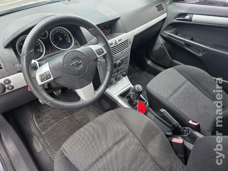 OPEL ASTRA GTC 1.3 CDTI C/GARANTIA Gasóleo