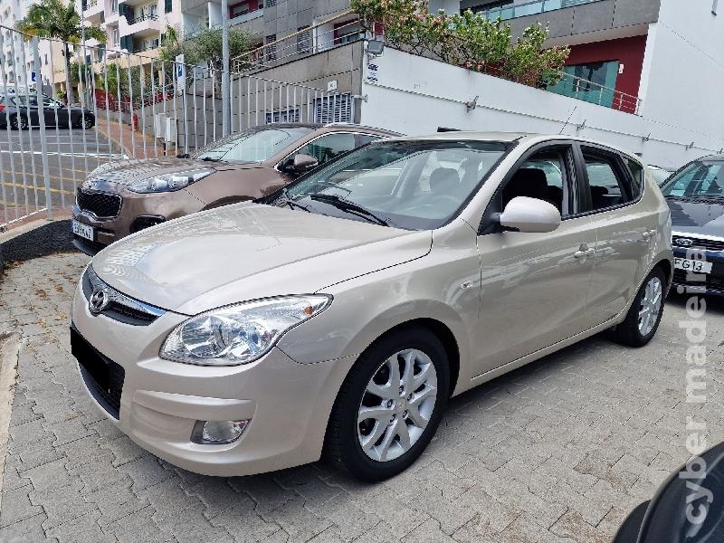HYUNDAI I30 1.6 CRDI C/GARANTIA Gasóleo