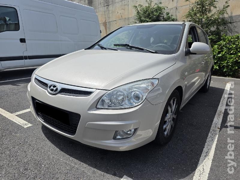 HYUNDAI I30 1.6 CRDI C/GARANTIA Gasóleo