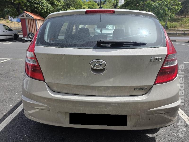 HYUNDAI I30 1.6 CRDI C/GARANTIA Gasóleo
