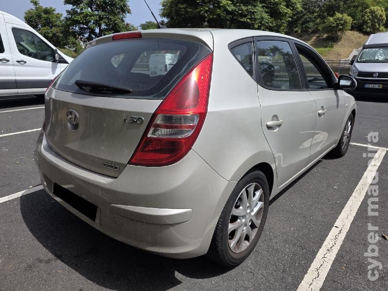 HYUNDAI I30 1.6 CRDI C/GARANTIA Gasóleo