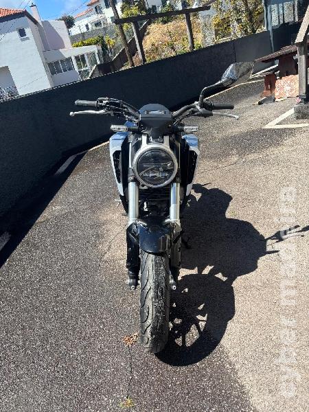 Honda CB125R 125 cc Sport, turismo