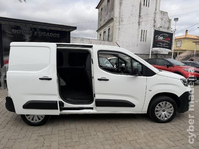 CITROEN BERLINGO 3 LUGARES Gasóleo