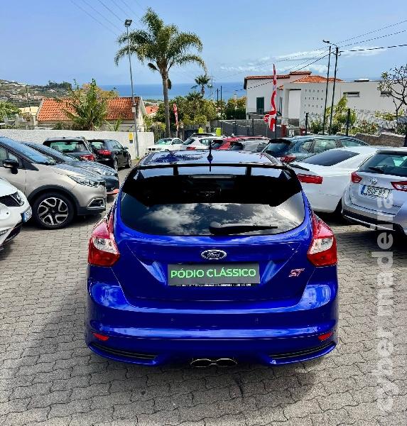 FORD FOCUS ST Gasolina