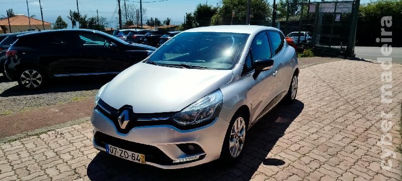 RENAULT CLIO 1.5 DCI LIMITED 2019 Gasóleo
