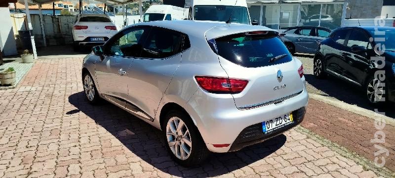RENAULT CLIO 1.5 DCI LIMITED 2019 Gasóleo
