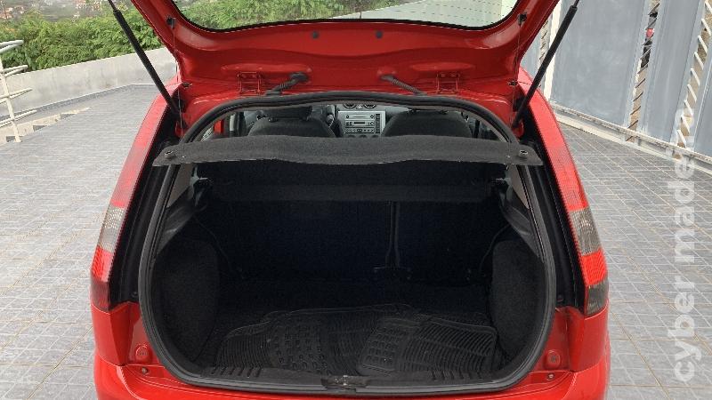 FORD FIESTA Series 30 Gasolina