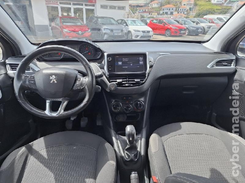 PEUGEOT 208 BLUEHDI Gasóleo