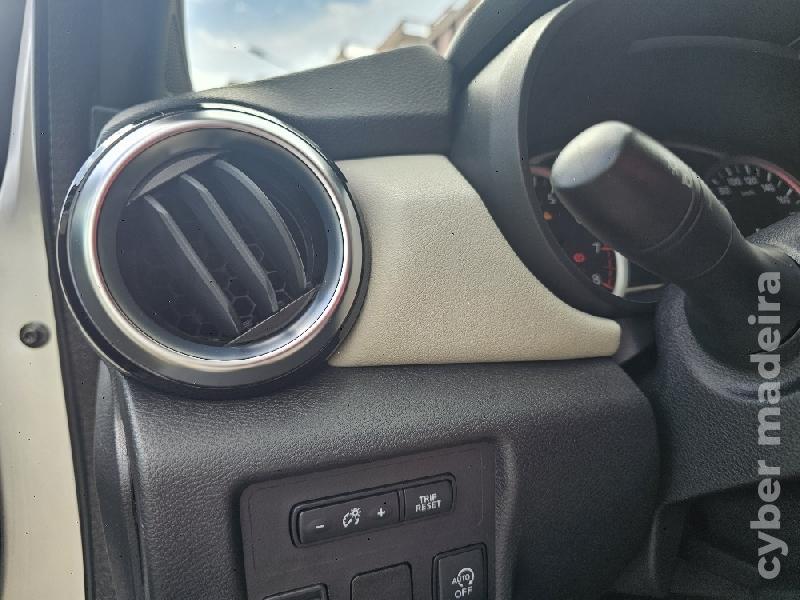 NISSAN MICRA MICRA K14 1.0 IG-T Acenta 92cv (2022) Gasolina