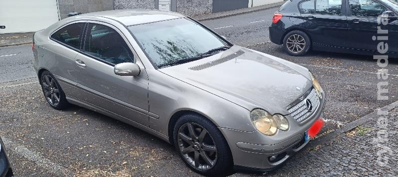 MERCEDES C Sport Coupé 220 CDI Gasóleo