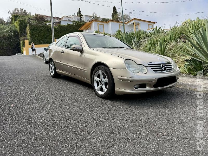 MERCEDES 220 Sportcoupé Gasóleo