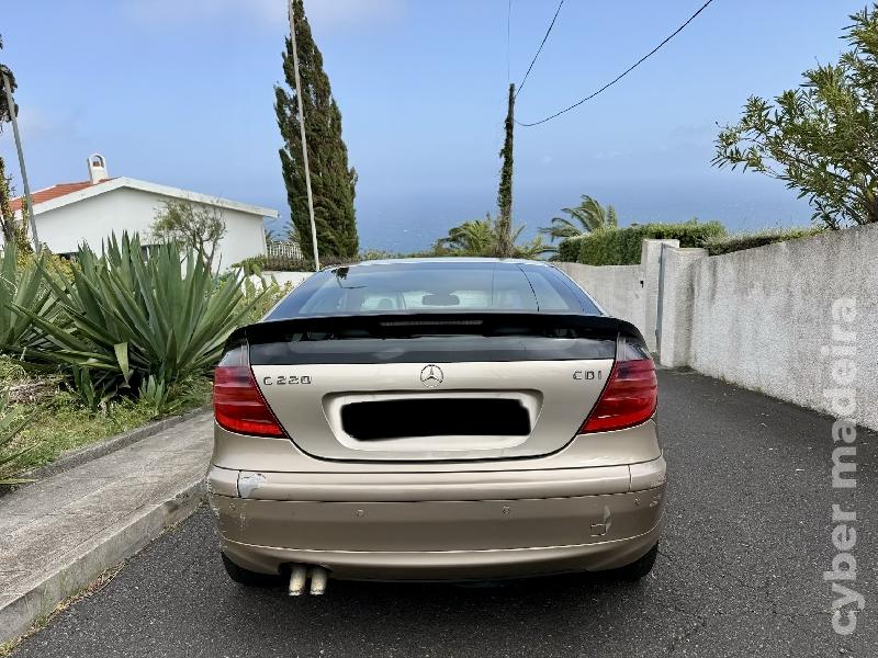 MERCEDES 220 Sportcoupé Gasóleo