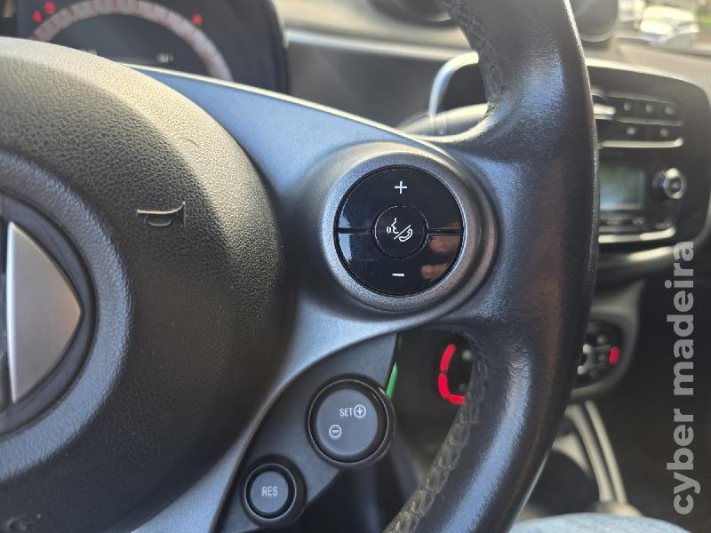 SMART FORTWO CABRIOLET 0.9 TURBO PASSION AUTOMÁTICO 90CV Gasolina