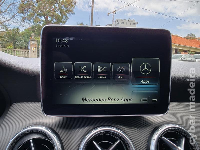 MERCEDES GLA 200d URBAN Gasóleo