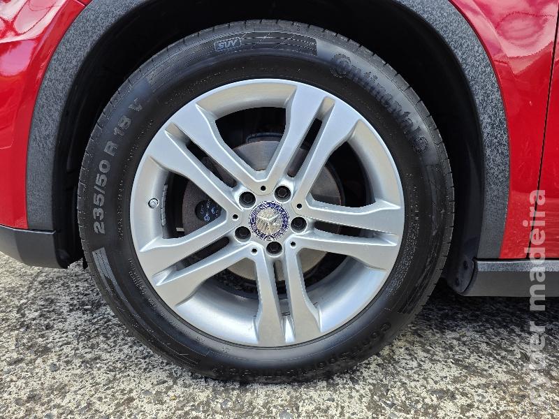 MERCEDES GLA 200d URBAN Gasóleo