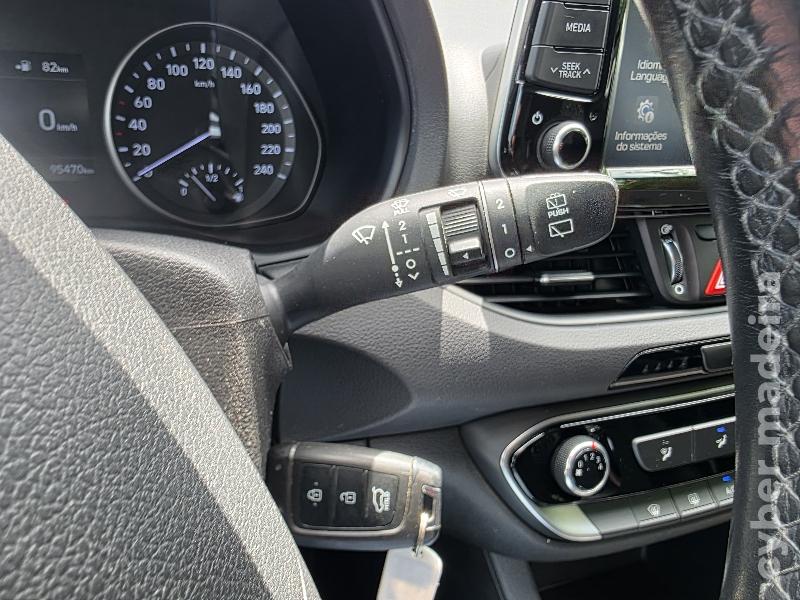HYUNDAI I30 SW 1.6 CRDI STYLE 110CV Gasóleo