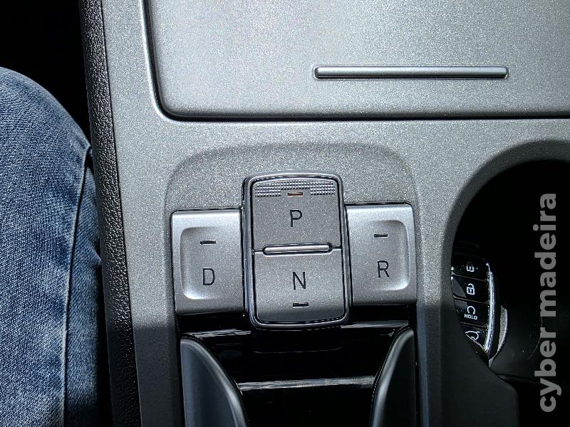 HYUNDAI XG KAUAI EV 39KWh COMFORT COM IVA DISCRIMINADO Eléctrico