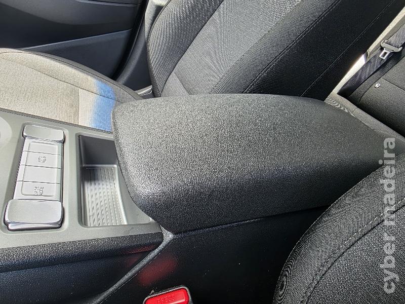 HYUNDAI XG KAUAI EV 39KWh COMFORT COM IVA DISCRIMINADO Eléctrico