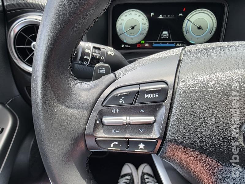 HYUNDAI XG KAUAI EV 39KWh COMFORT COM IVA DISCRIMINADO Eléctrico