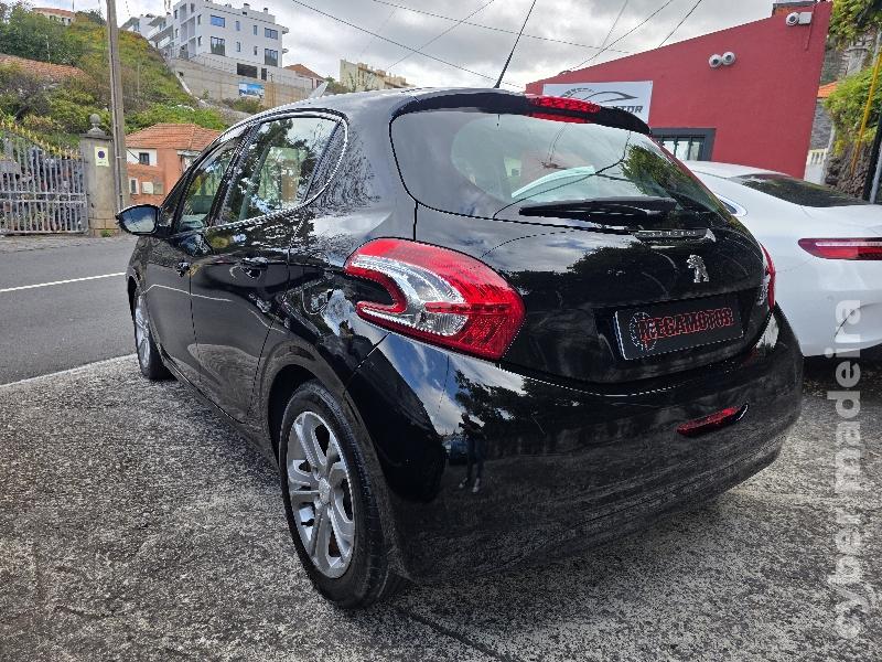 PEUGEOT 208 1.6 BLUEHDI STYLE Gasóleo