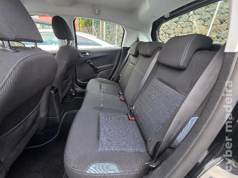 PEUGEOT 208 1.6 BLUEHDI STYLE Gasóleo