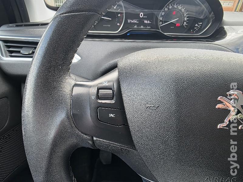 PEUGEOT 208 1.6 BLUEHDI STYLE Gasóleo