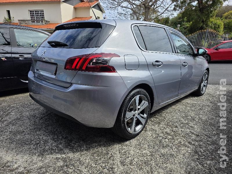 PEUGEOT 308 1.5 BLUEHDI STYLE 130CV Gasóleo