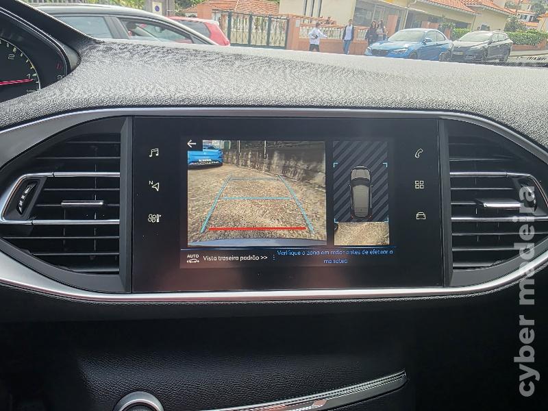 PEUGEOT 308 1.5 BLUEHDI STYLE 130CV Gasóleo