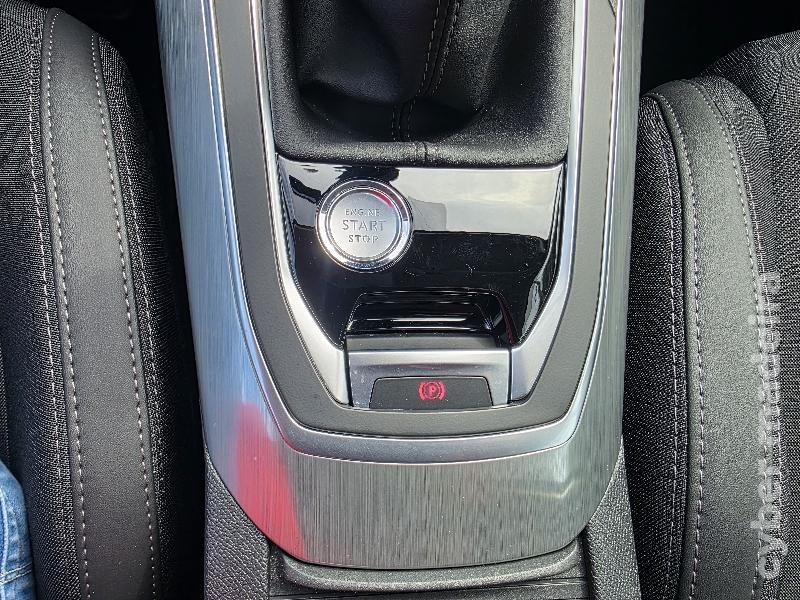 PEUGEOT 308 1.5 BLUEHDI STYLE 130CV Gasóleo