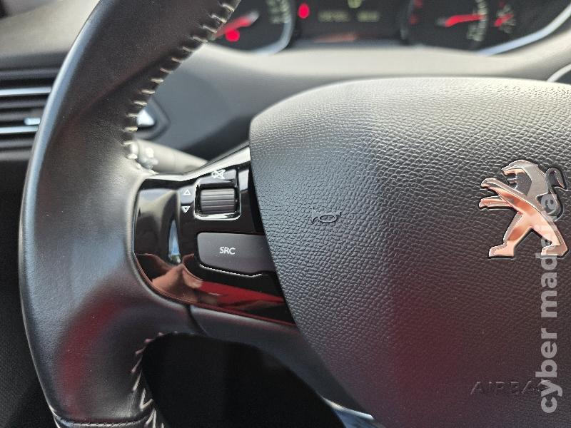 PEUGEOT 308 1.5 BLUEHDI STYLE 130CV Gasóleo
