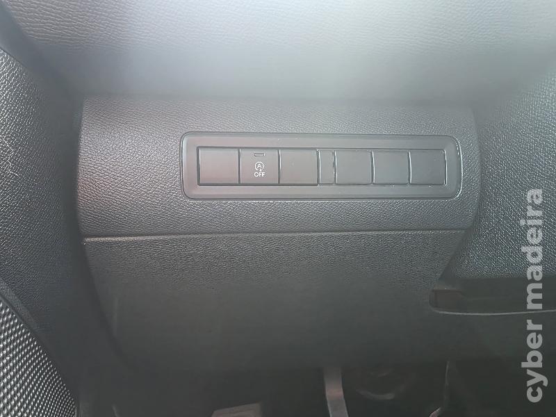 PEUGEOT 308 1.5 BLUEHDI STYLE 130CV Gasóleo