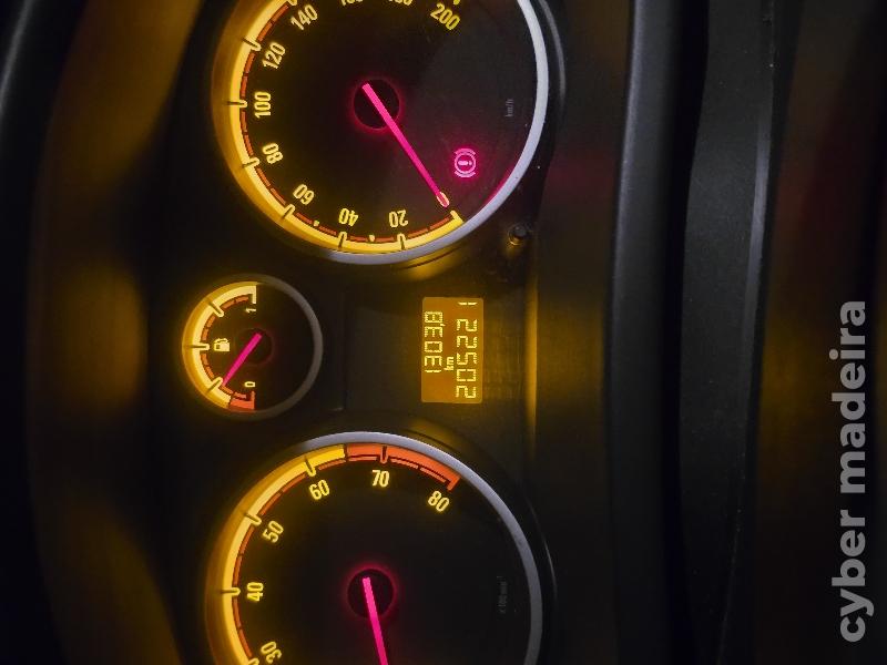 OPEL CORSA D Gasolina