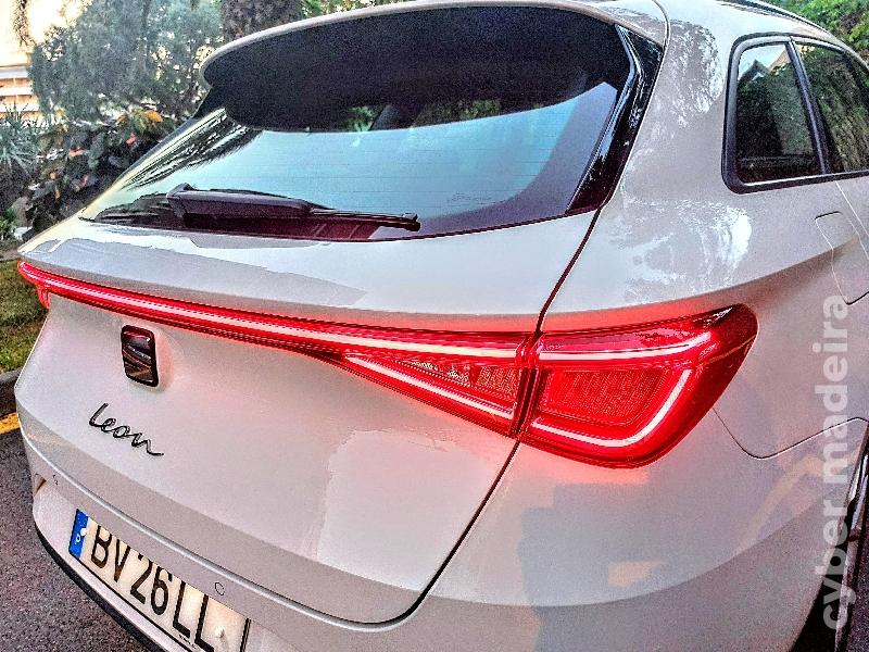 SEAT LEON 2.0-TDI 2023 Gasóleo
