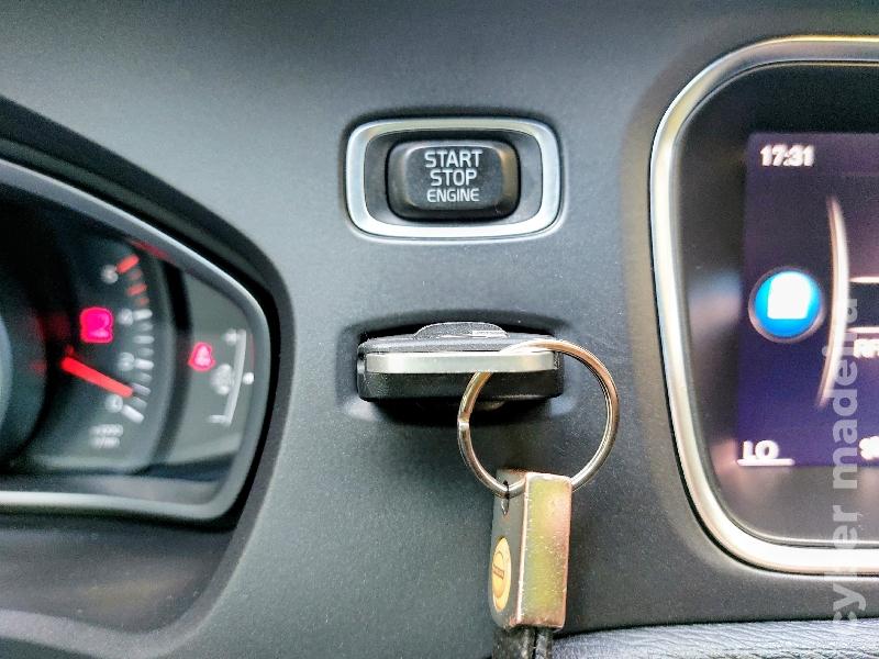 VOLVO V40 2.0-CC 2017 Gasóleo