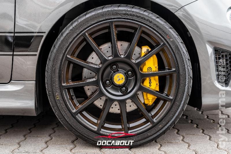 FIAT 500 Abarth 595 1.4 T-Jet Esseesse 70th Anniversary 180CV Gasolina